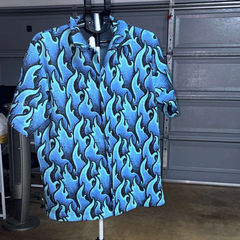 Zara Men's Blue and Black Abstract Shirt